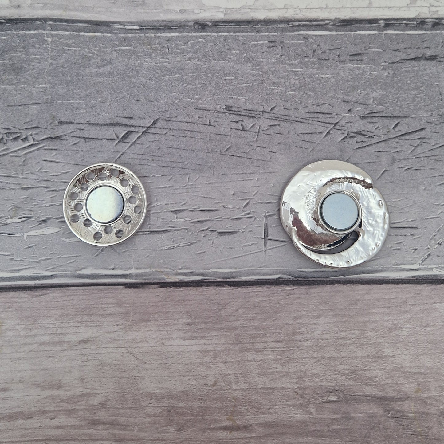 Magnetic Clasp/Brooch - Paua Shell Swirl