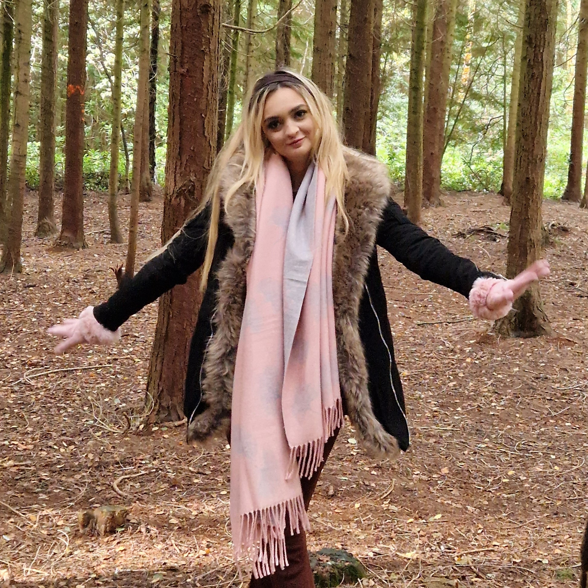 Gloves Pink Dress With Fur Pink Gloves With Faux Fur Trim Sassy Spirit Gloves Pink Dress With Fur Pink Gloves With Faux Fur Trim Sassy Spirit