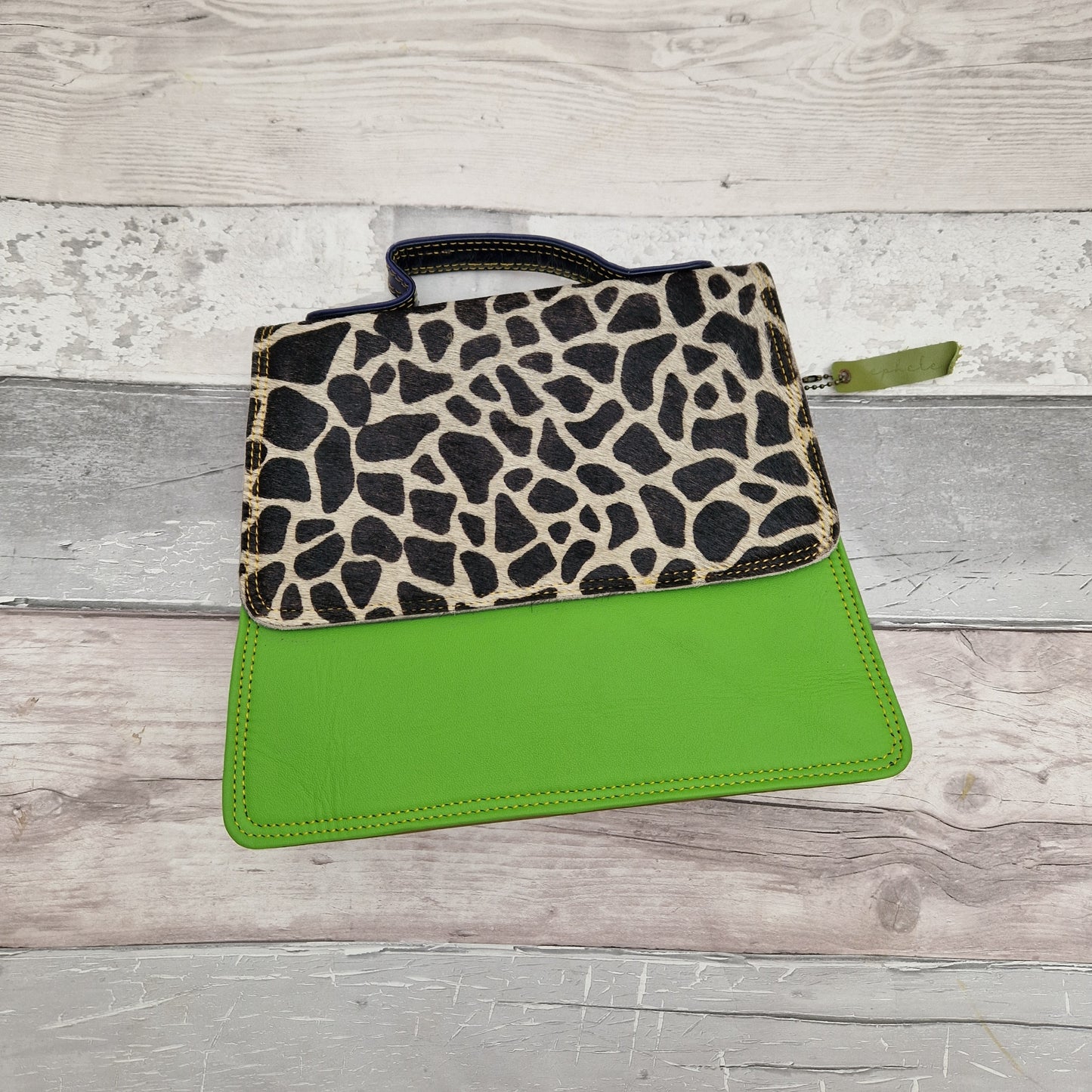 Green Leather Giraffe Print Bag - Apple