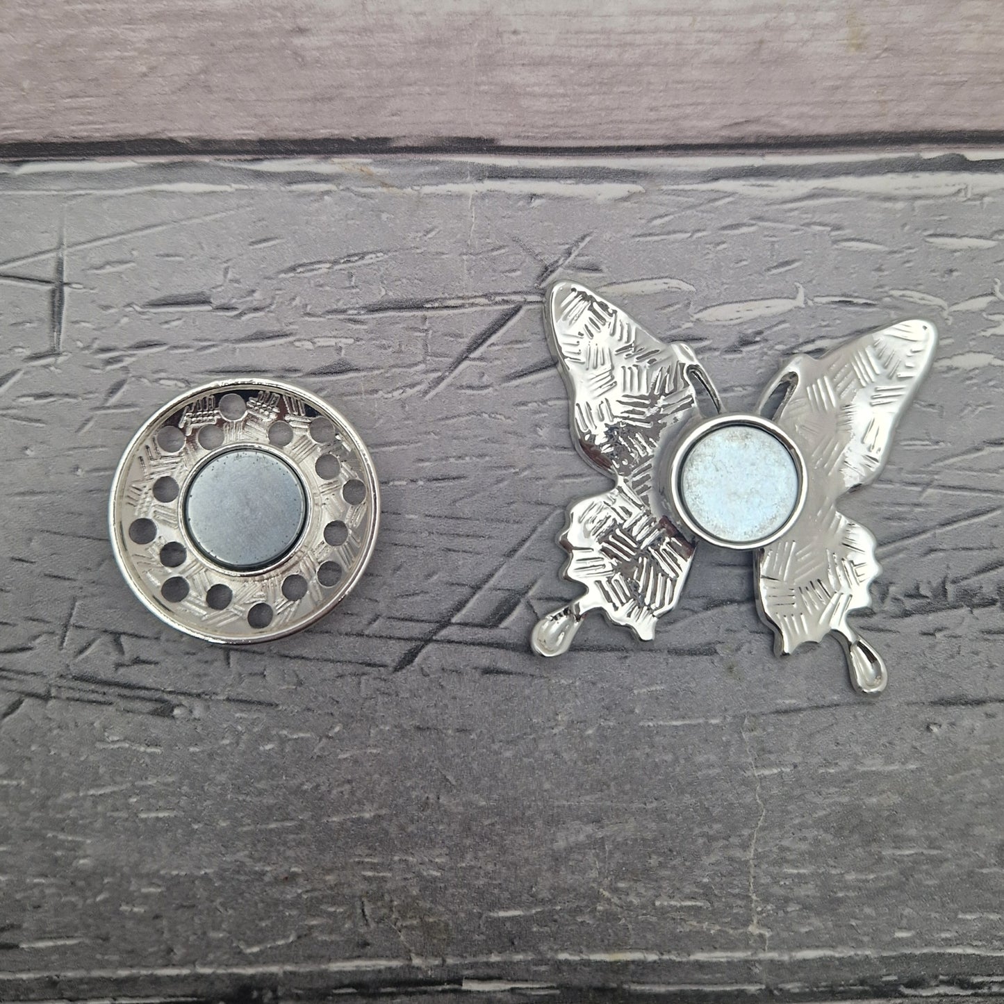 Back of a Butterfly-shaped magnetic brooch.