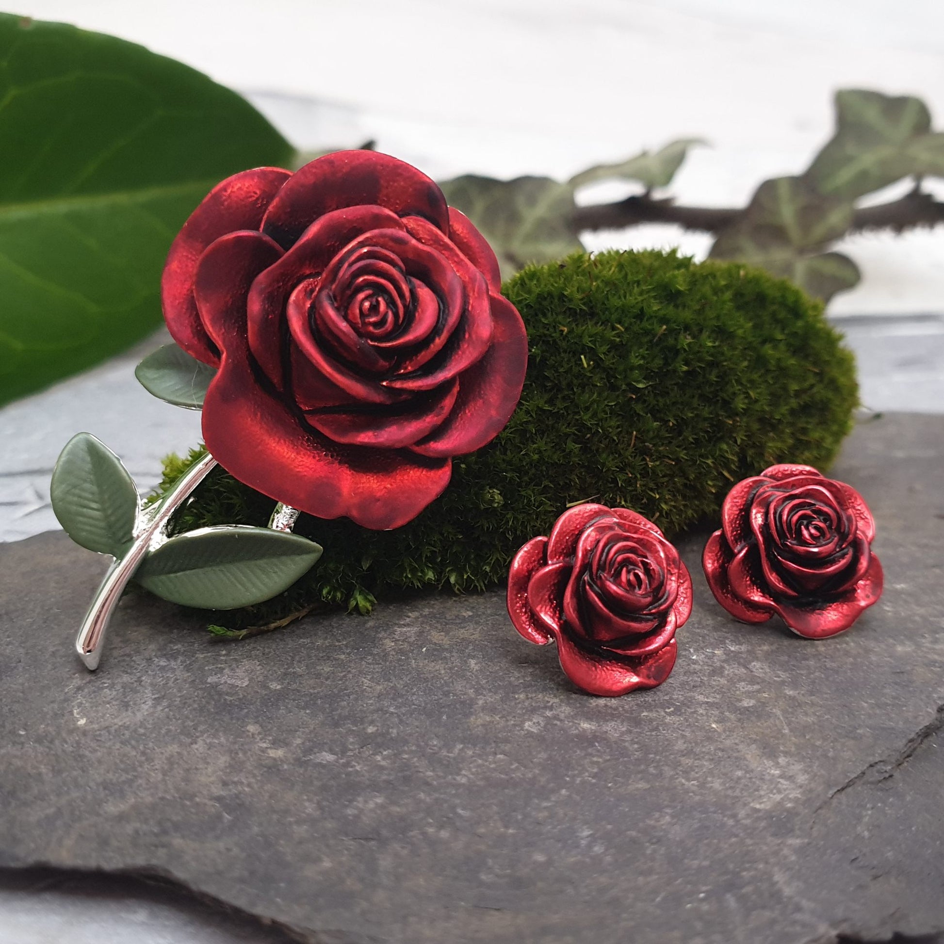 Matching Red Rose stud earrings and Brooch set